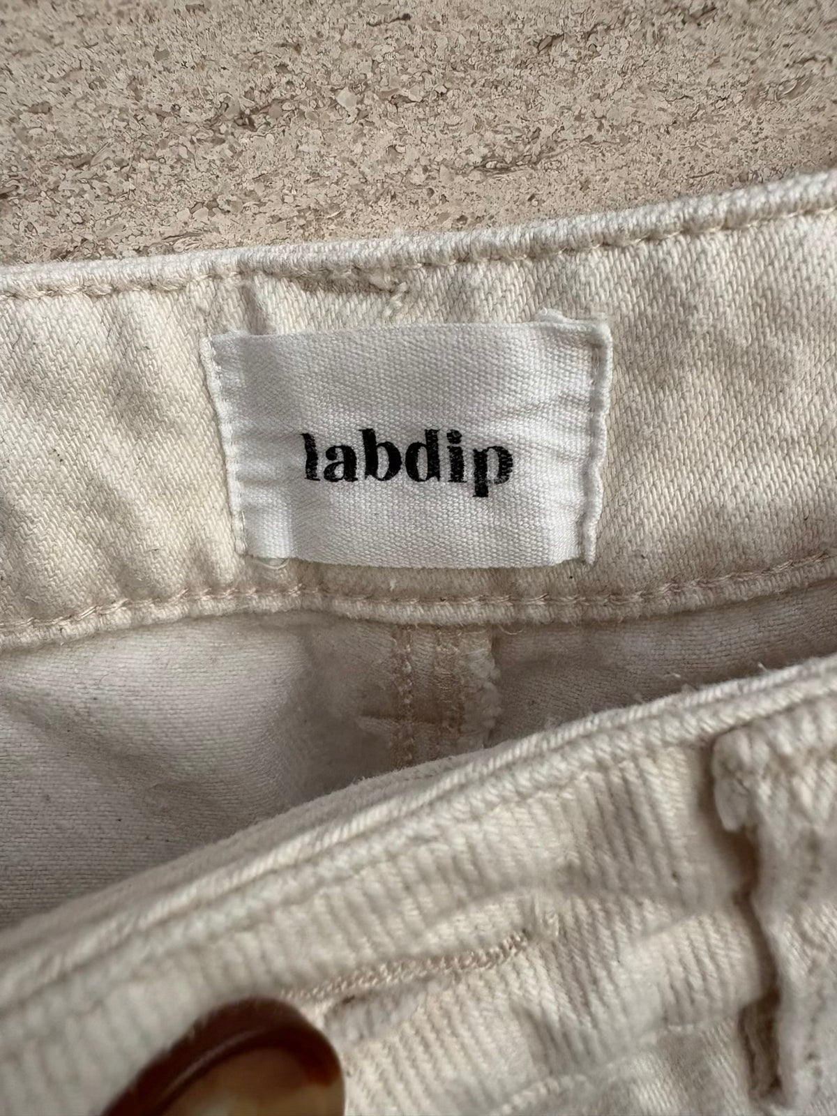 LABDIP. Denim recto beige claro