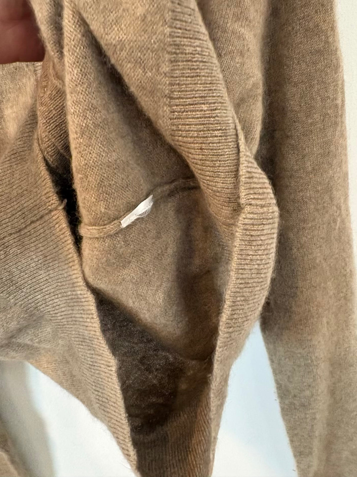 ZARA. Cárdigan beige tostado