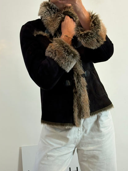 COMME DU VRAI PARIS. Chaqueta negra pelo interior vintage