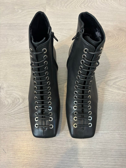 ZARA. Botines piel con cordones. T 38
