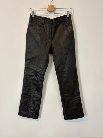 ANN TAYLOR. Pantalón negro piel