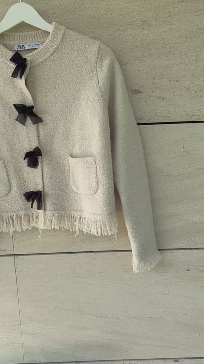 ZARA. Chaqueta punto lazos. T S