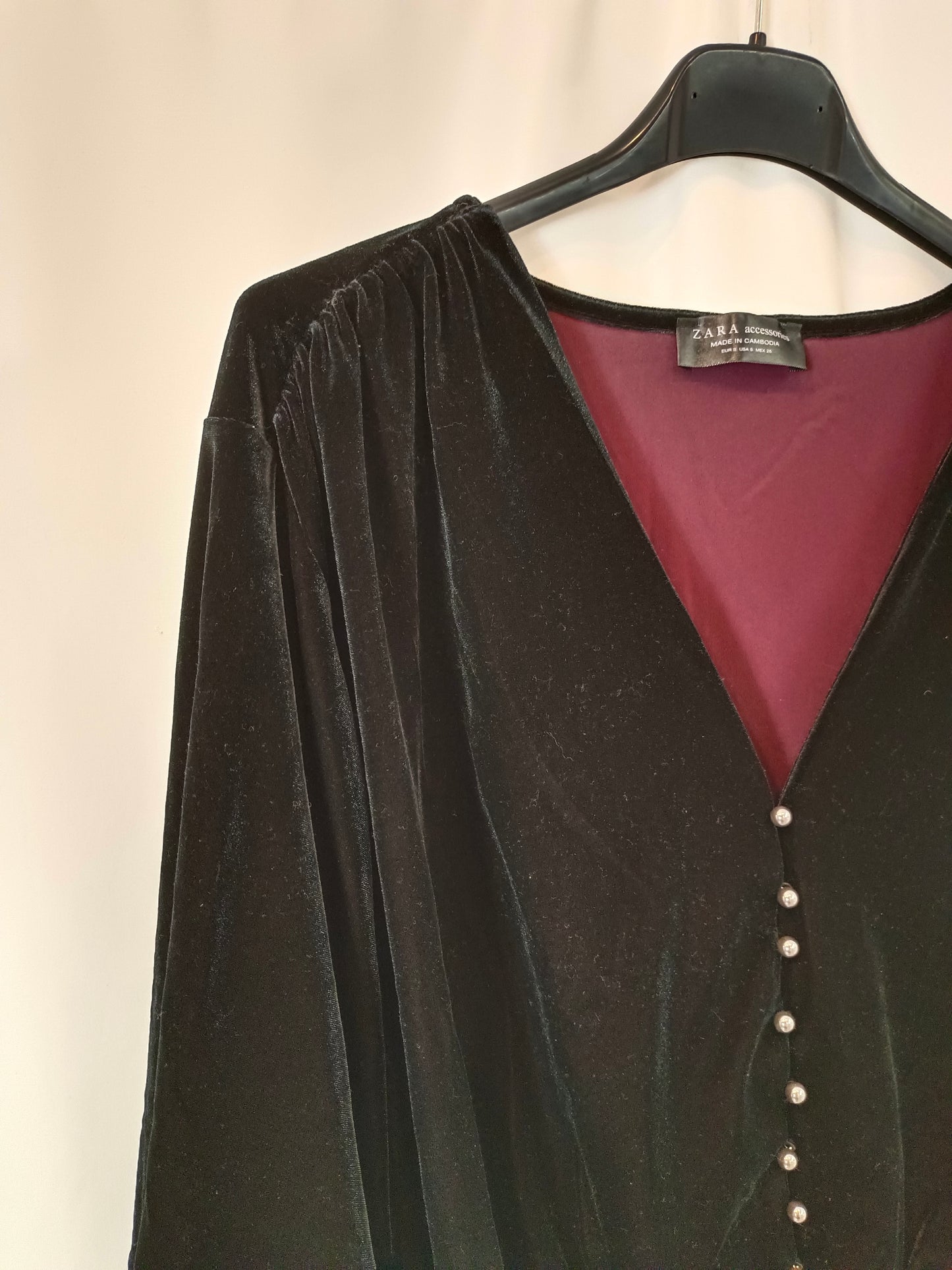 ZARA. body negro terciopelo T.s