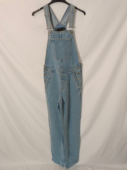 ASOS. Peto vaquero claro T.36