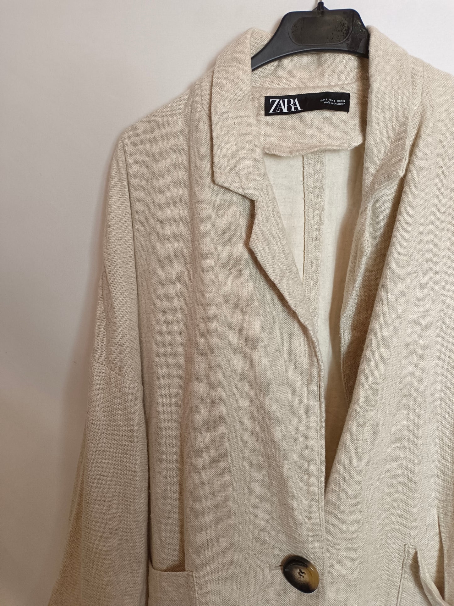 ZARA. Chaqueta larga beige lino TS