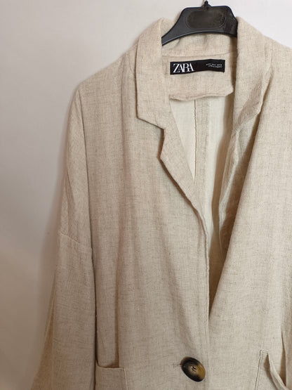 ZARA. Chaqueta larga beige lino TS