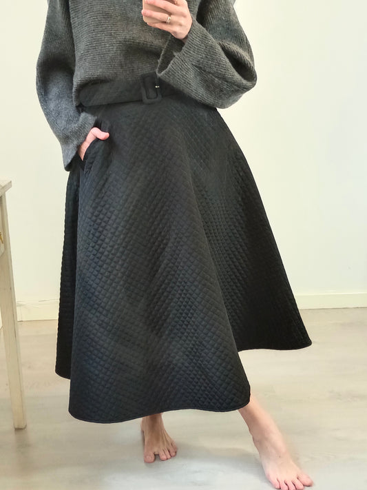MARAISLISE. black quilted midi skirt T.2(38)