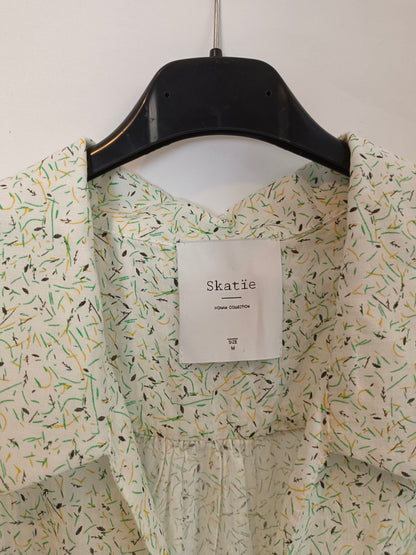 SKATÏE. Blusa blanca estampada T.m