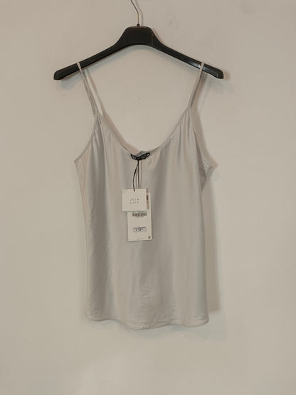 ZARA. Top lencero gris perla. T M