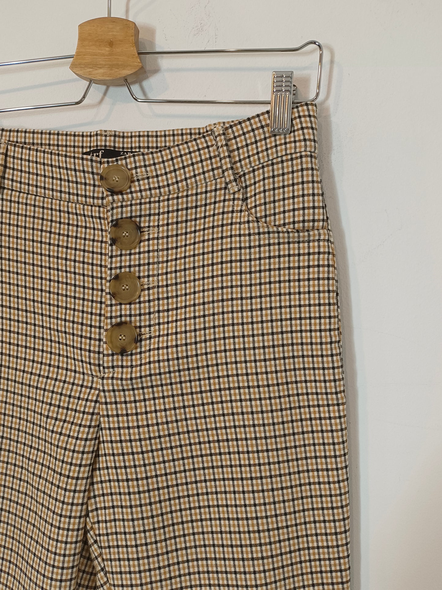 ZARA. Stretch checked trousers Ts