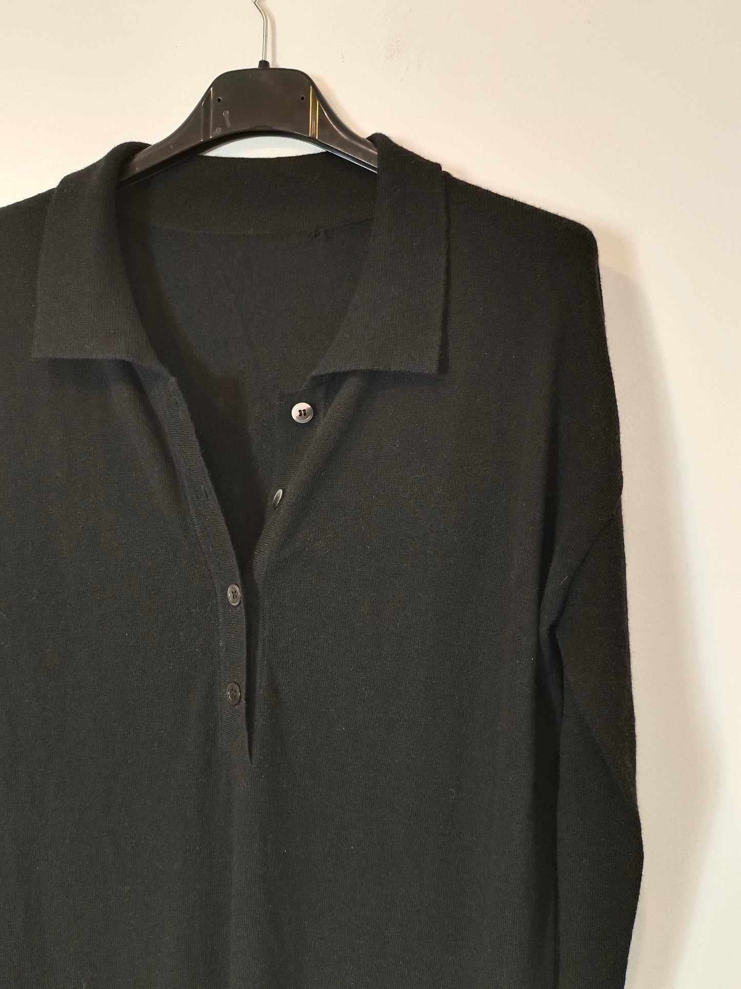 SHON MOTT. Vestido negro cashmere T.u(s)
