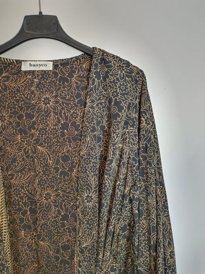 BASYCO. Kimono negro flores TU(m)