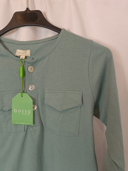 BOSSA KIDS. Green pocket T-shirt, size 8 years