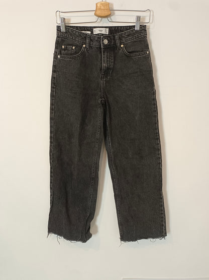 MANGO. Pantalón culotte negro denim  T.34