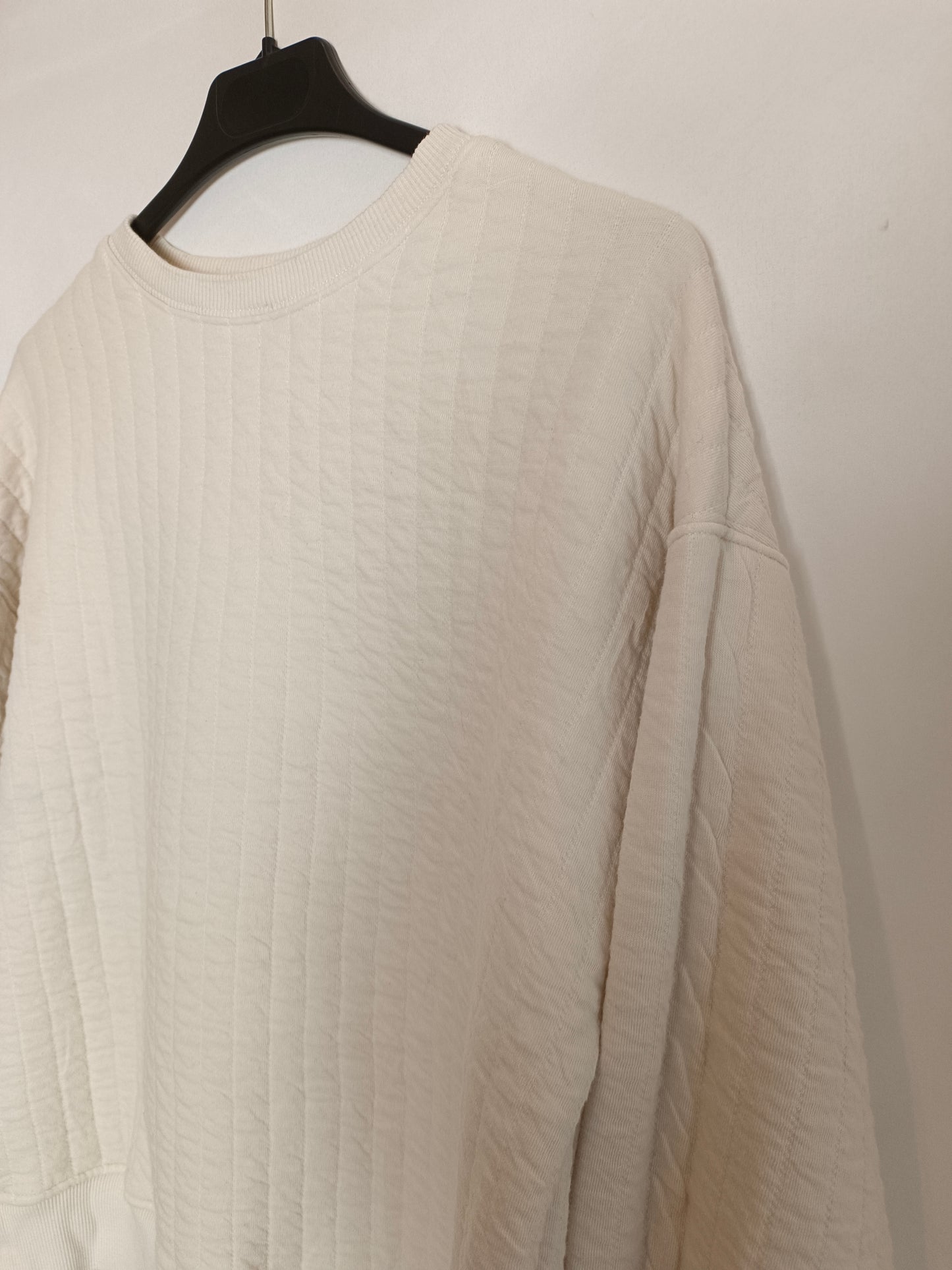 ZARA. Sudadera beige rayas T.13/14(xs)