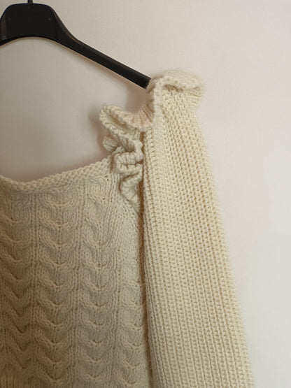 ZARA. Jersey beige cuello T.s