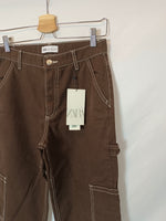 ZARA. pantalón marrón bolsillos T.34
