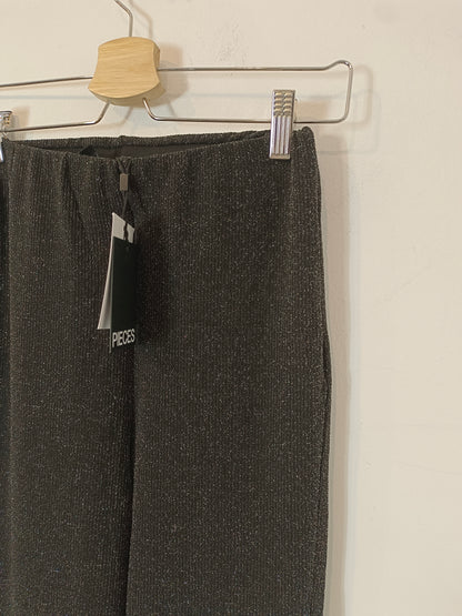 PIECES. total look negro detalle hilos T.xs/s