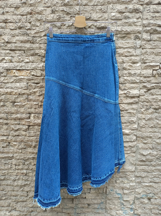 ZARA. Asymmetrical midi denim skirt. T.S.