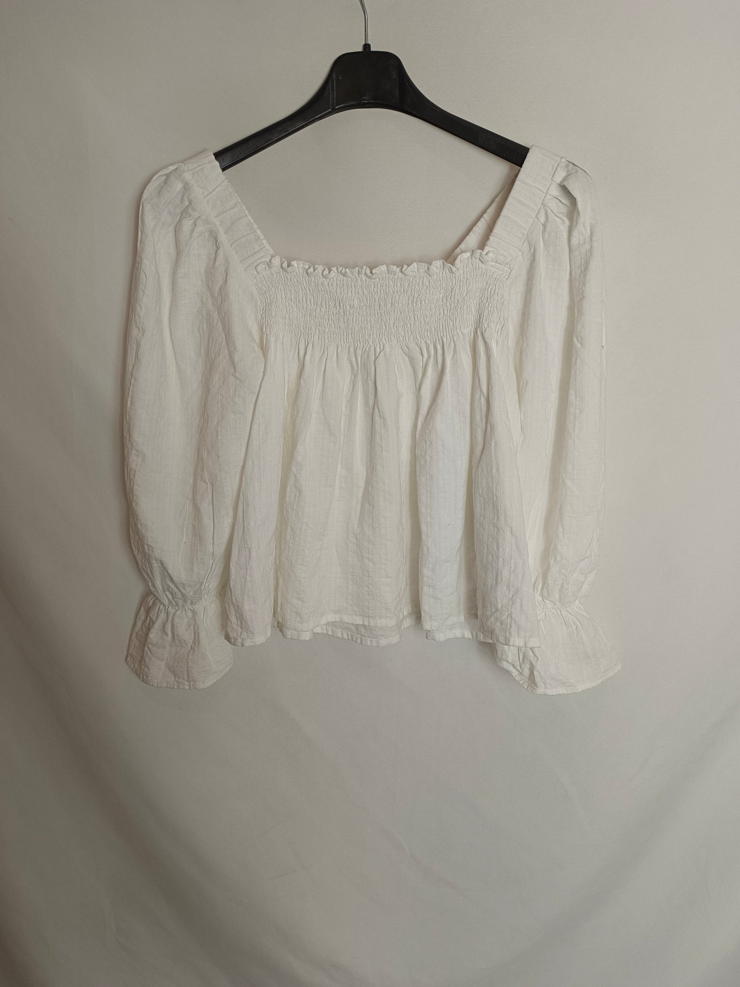 DELUEM X ITZIAR AGUILERA. Top fluid bench Tu(xs/s)