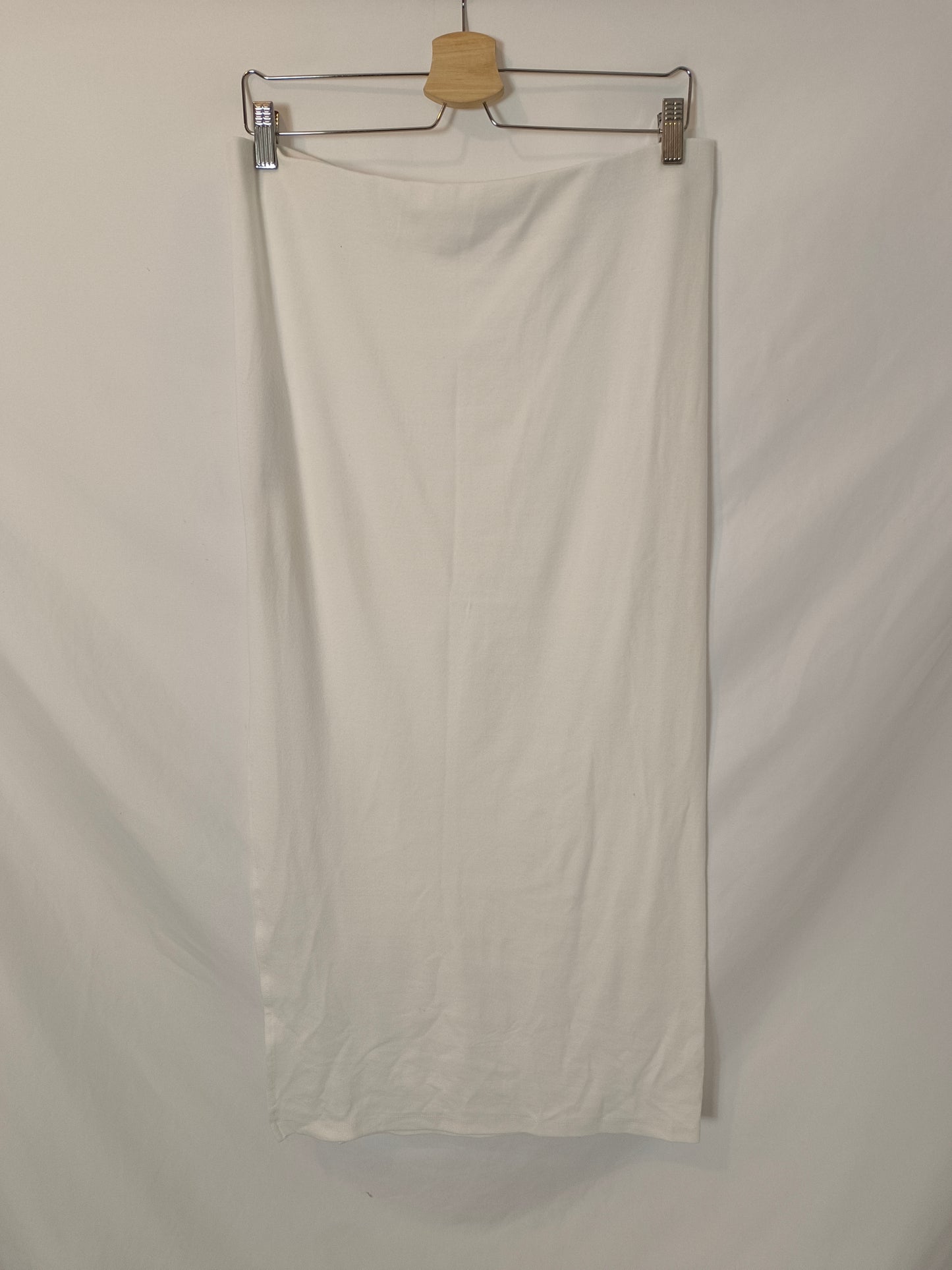 BERSHKA. White midi skirt Tl