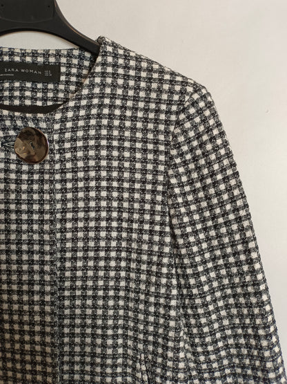 ZARA. Chaqueta de cuadros acampanada T.s