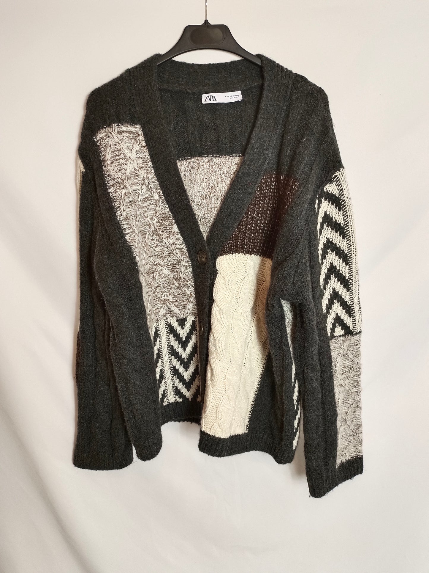 ZARA. Cárdigan multiestampado T.s