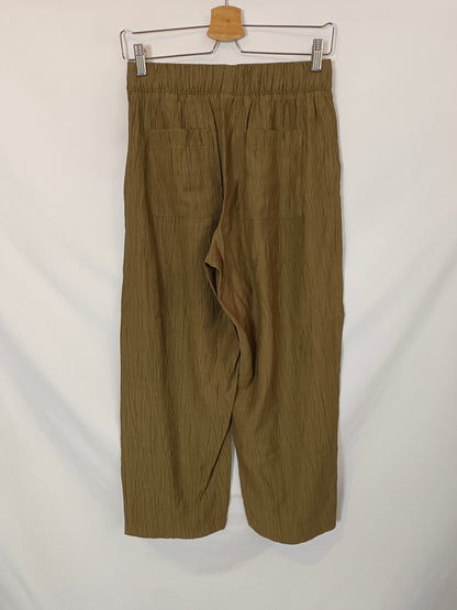 ZARA. Pantalón culotte verde T.s