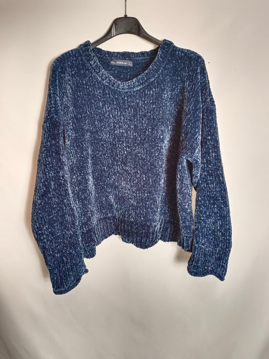 ZARA. Blue velvety sweater Tm