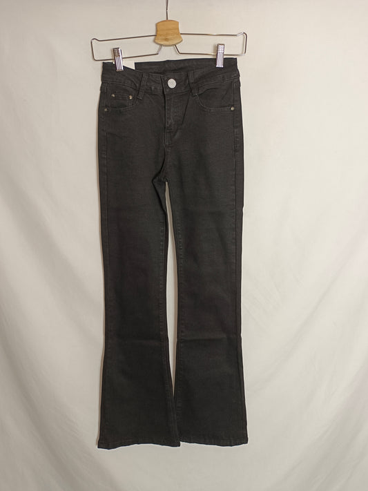 WEAR JEANS V168. Pantalón negro campana T.36