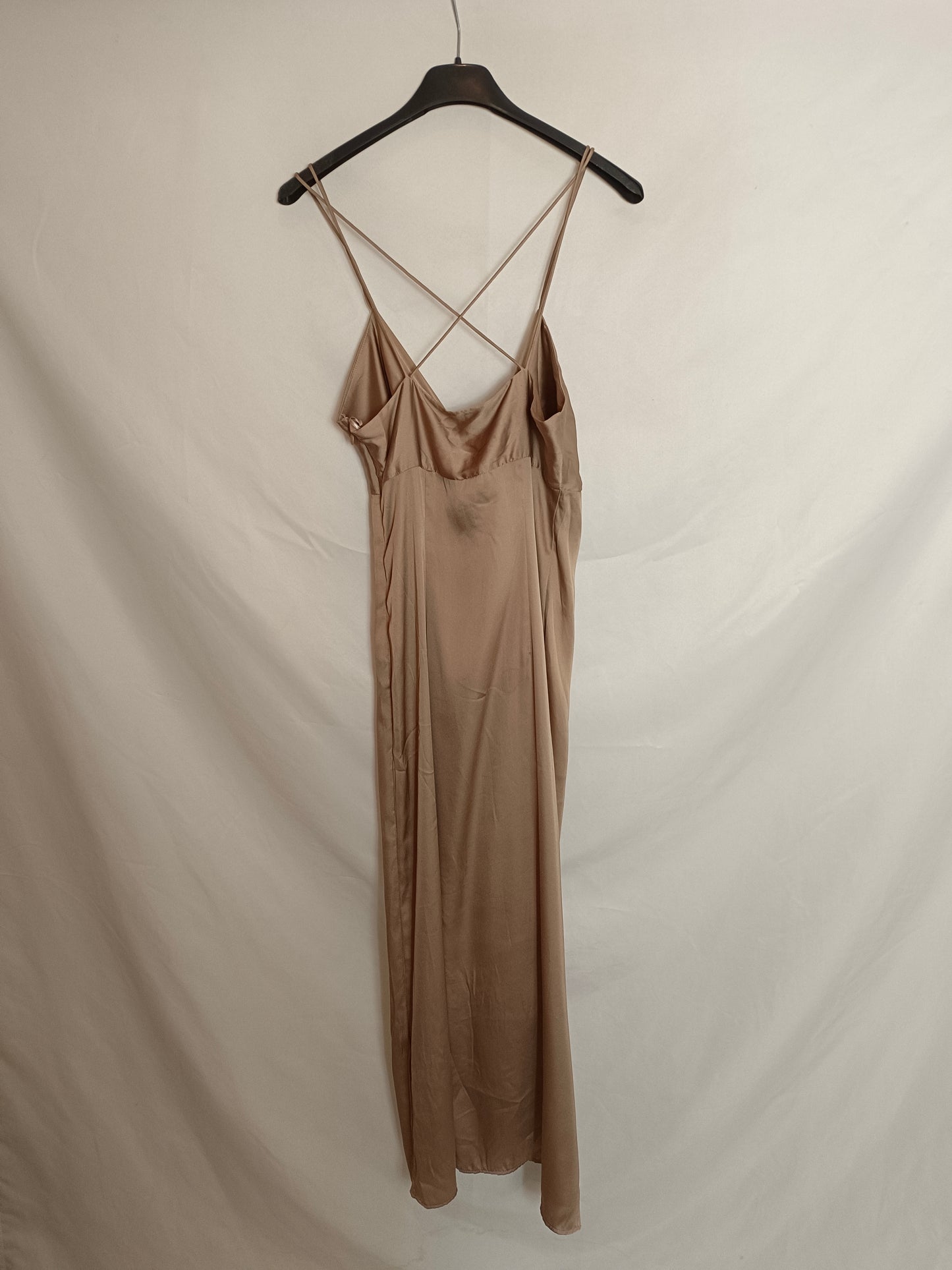 ZARA. Vestido largo marrón lencero T.xs
