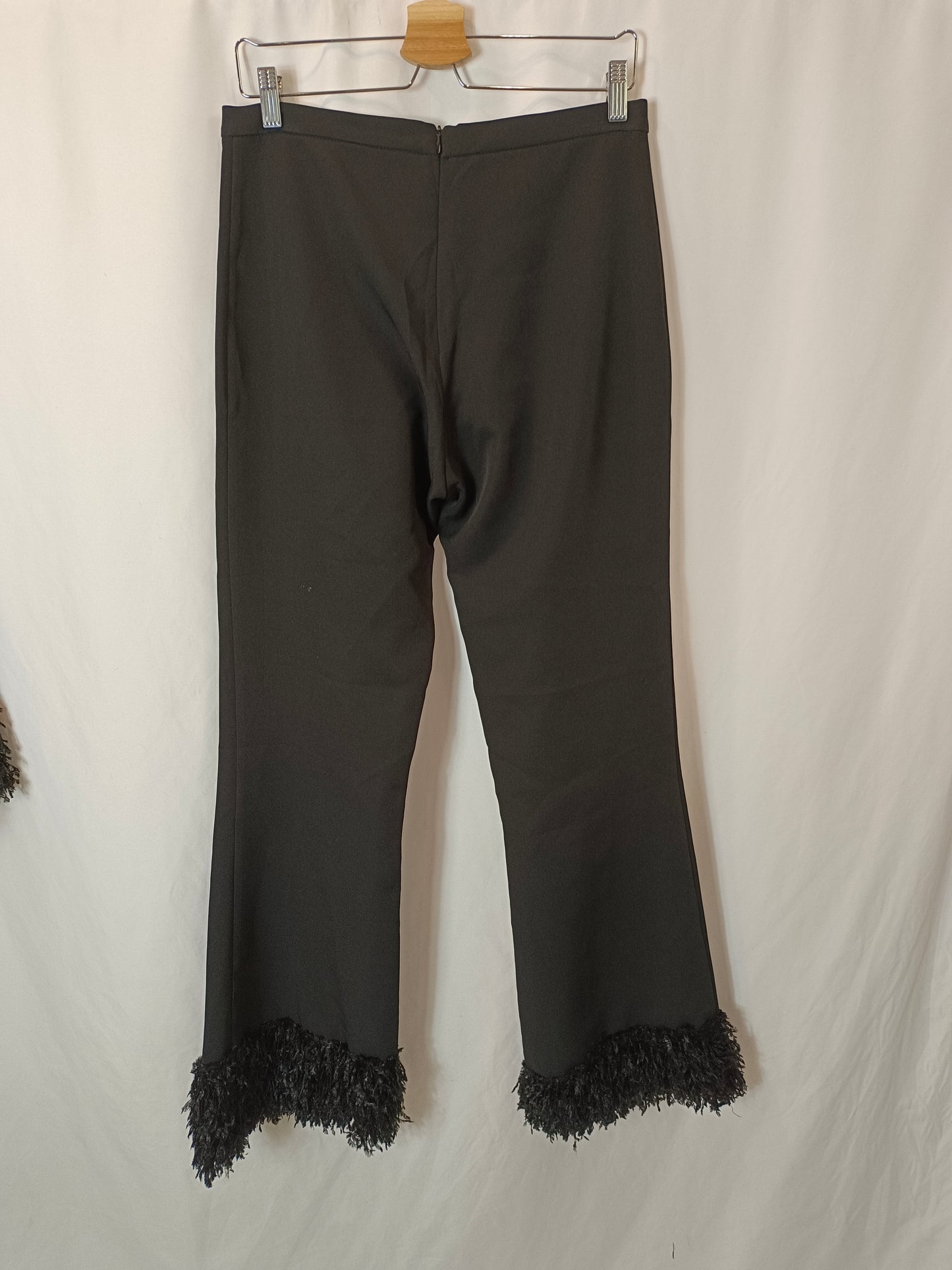 BOSSET. Total look black fringes Tm