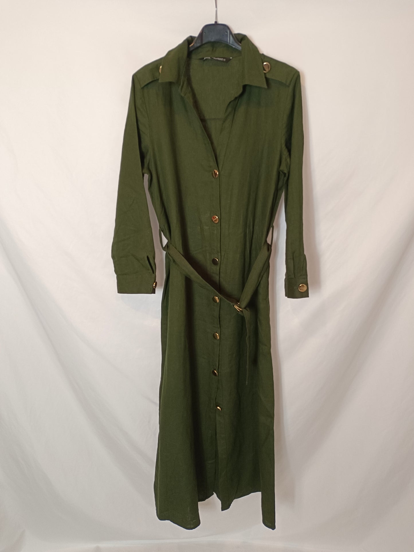 ZARA. Long green buttoned dress T.xs