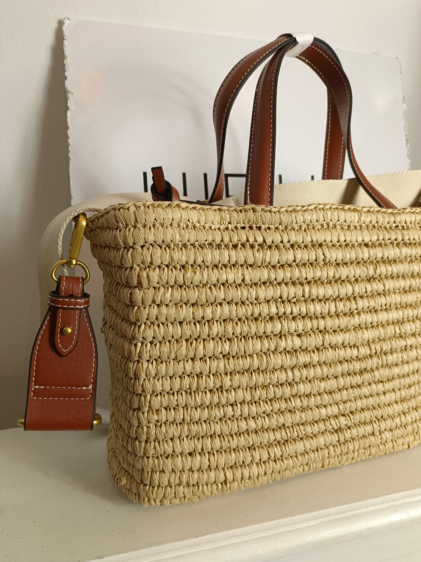 ZARA. Bolso rafia detalles cuero