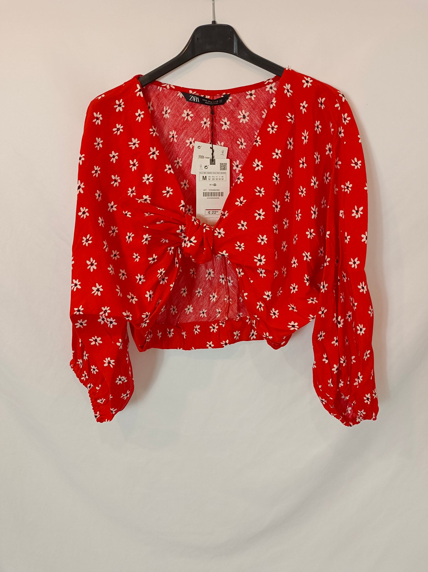 ZARA. Top rojo flores T.m