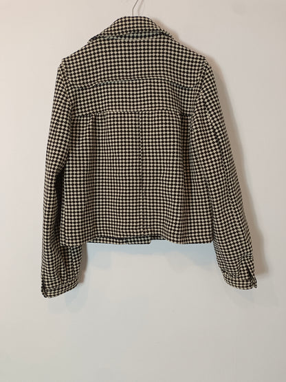 ZARA. Black and white textured Tm jacket