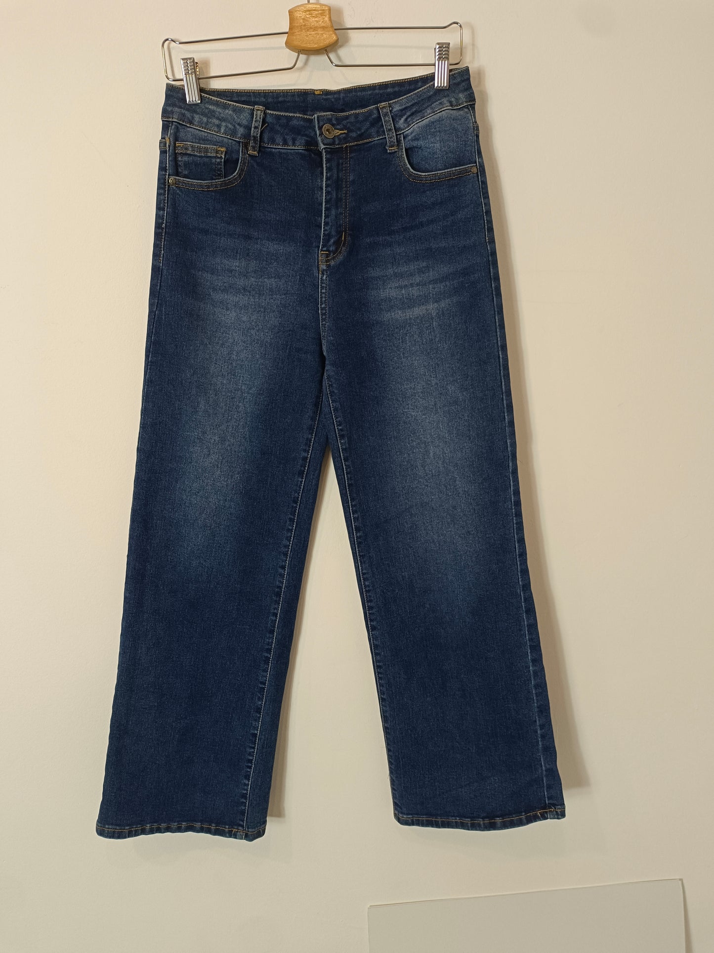 OTRAS. Pantalón denim recto T.L