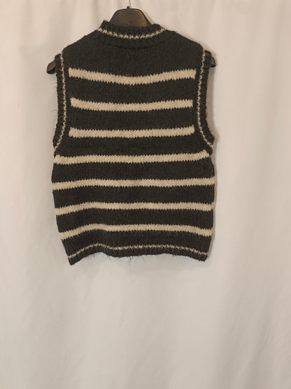 ZARA. Black and white striped vest Ts