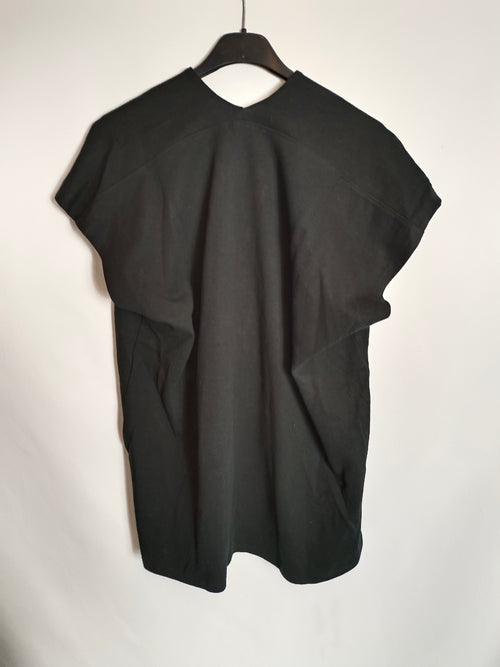 ZARA. Camiseta negra oversized T.m