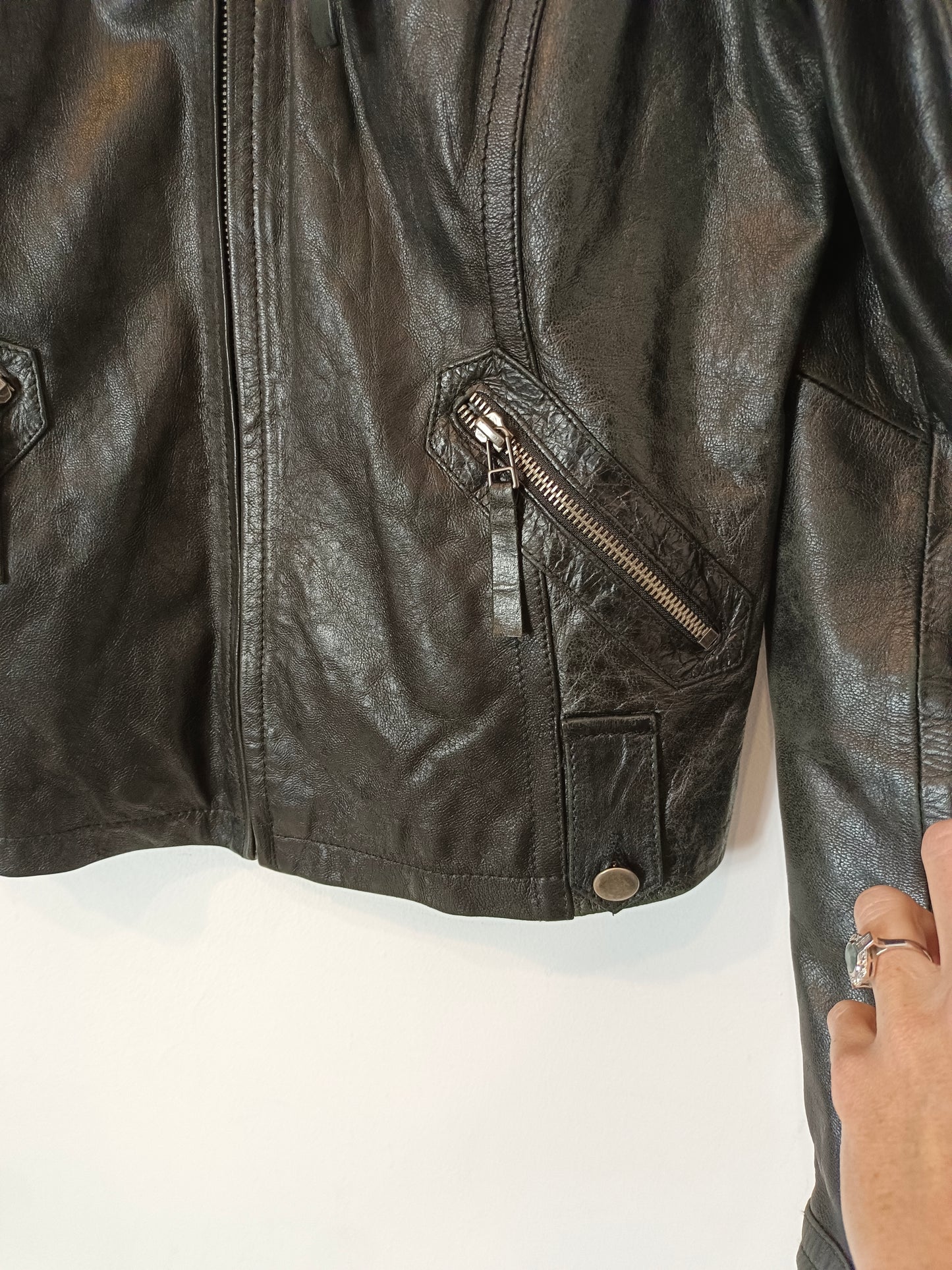 STRADIAVARIUS. Black leather jacket TM