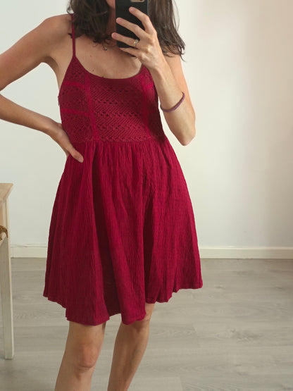 MANGO. Vestido burdeos textura T.s