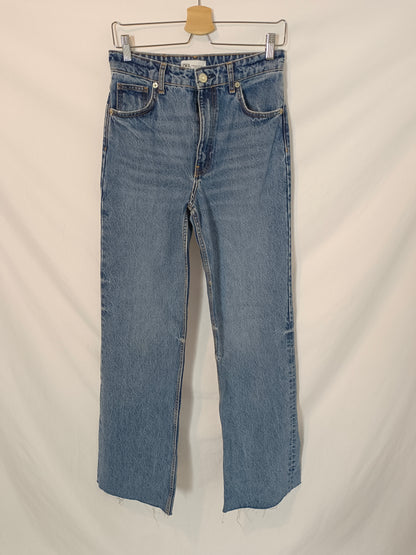 ZARA. Pantalón denim ancho T.38