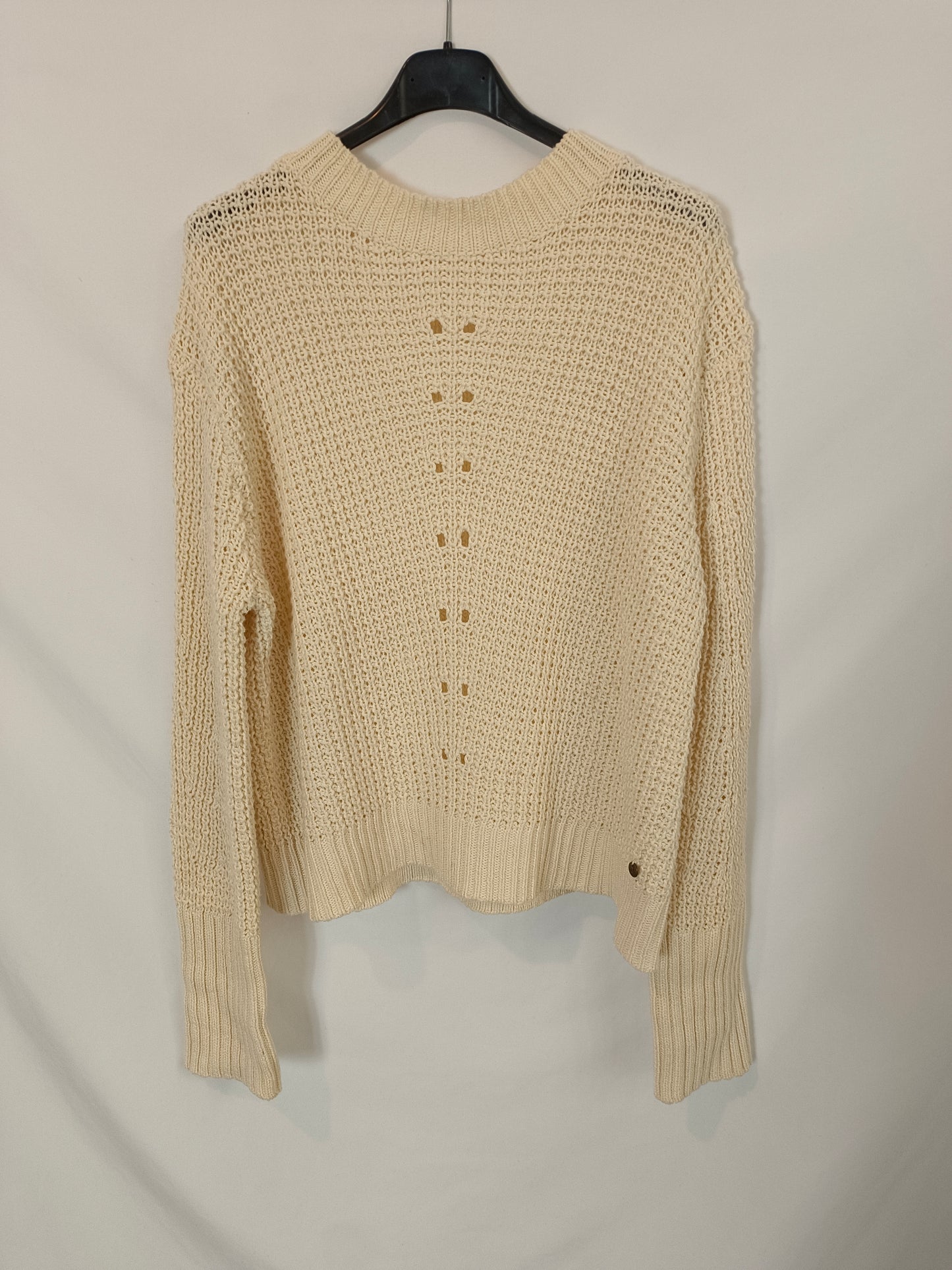 SCALPERS. Jersey beige troquelado T.m