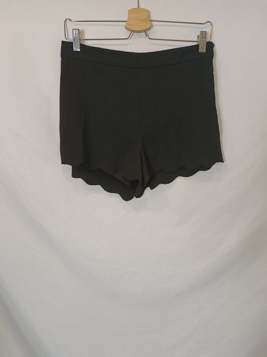 H&amp;M. Black shorts size 38