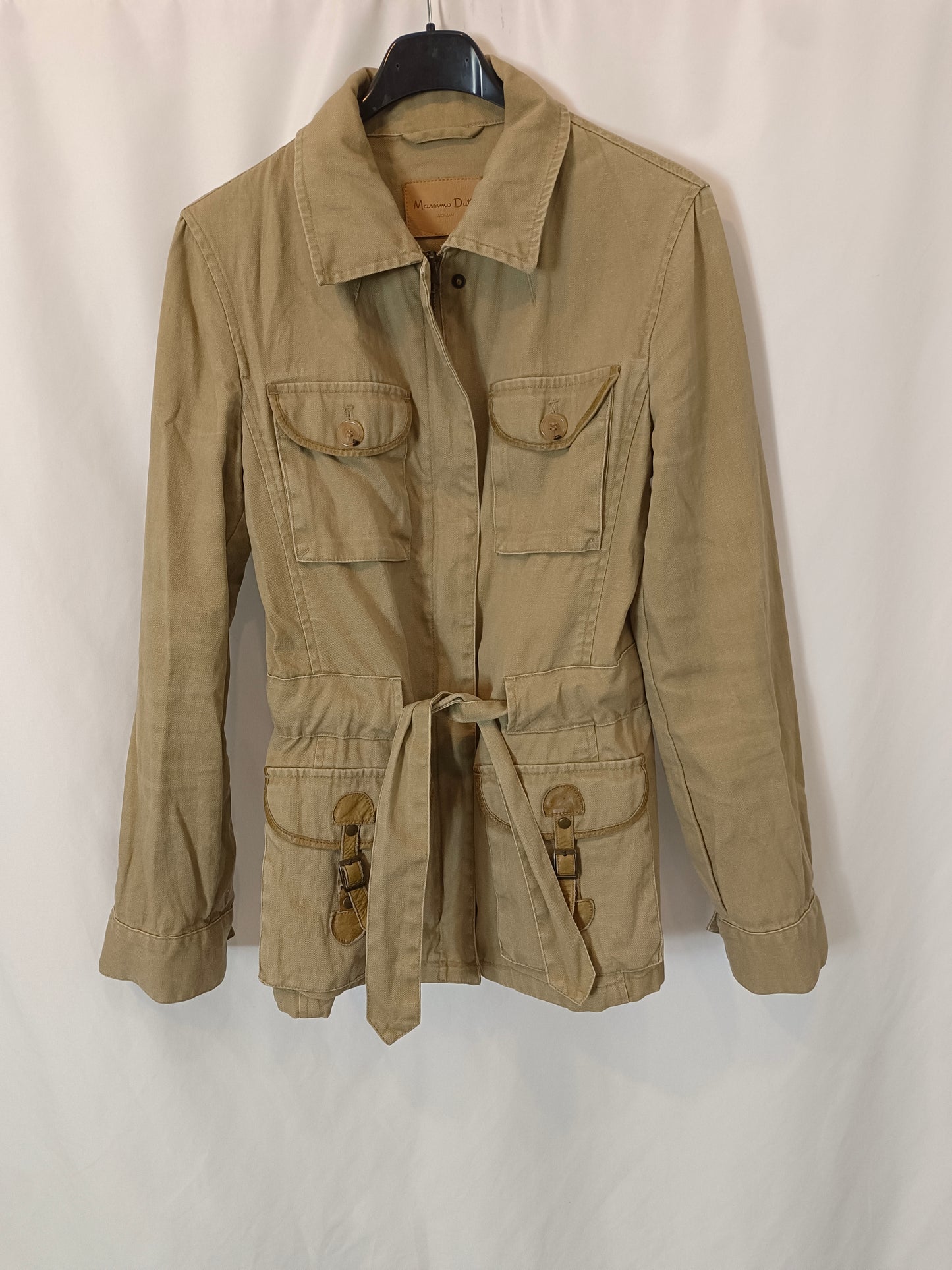 MASSIMO DUTTI. Parka beige bolsillo T.38
