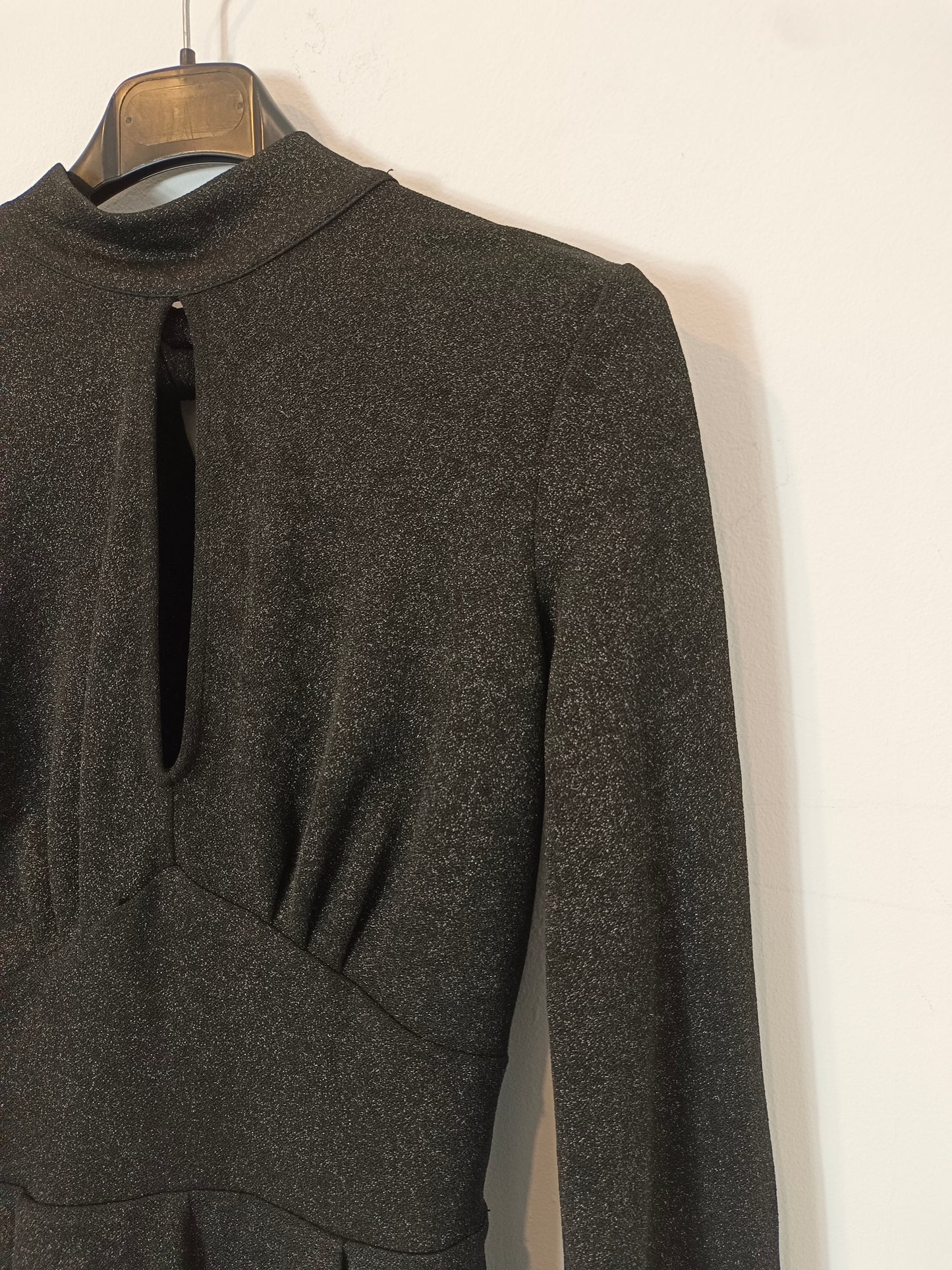 BERSHKA. Short thread jumpsuit, size XS.