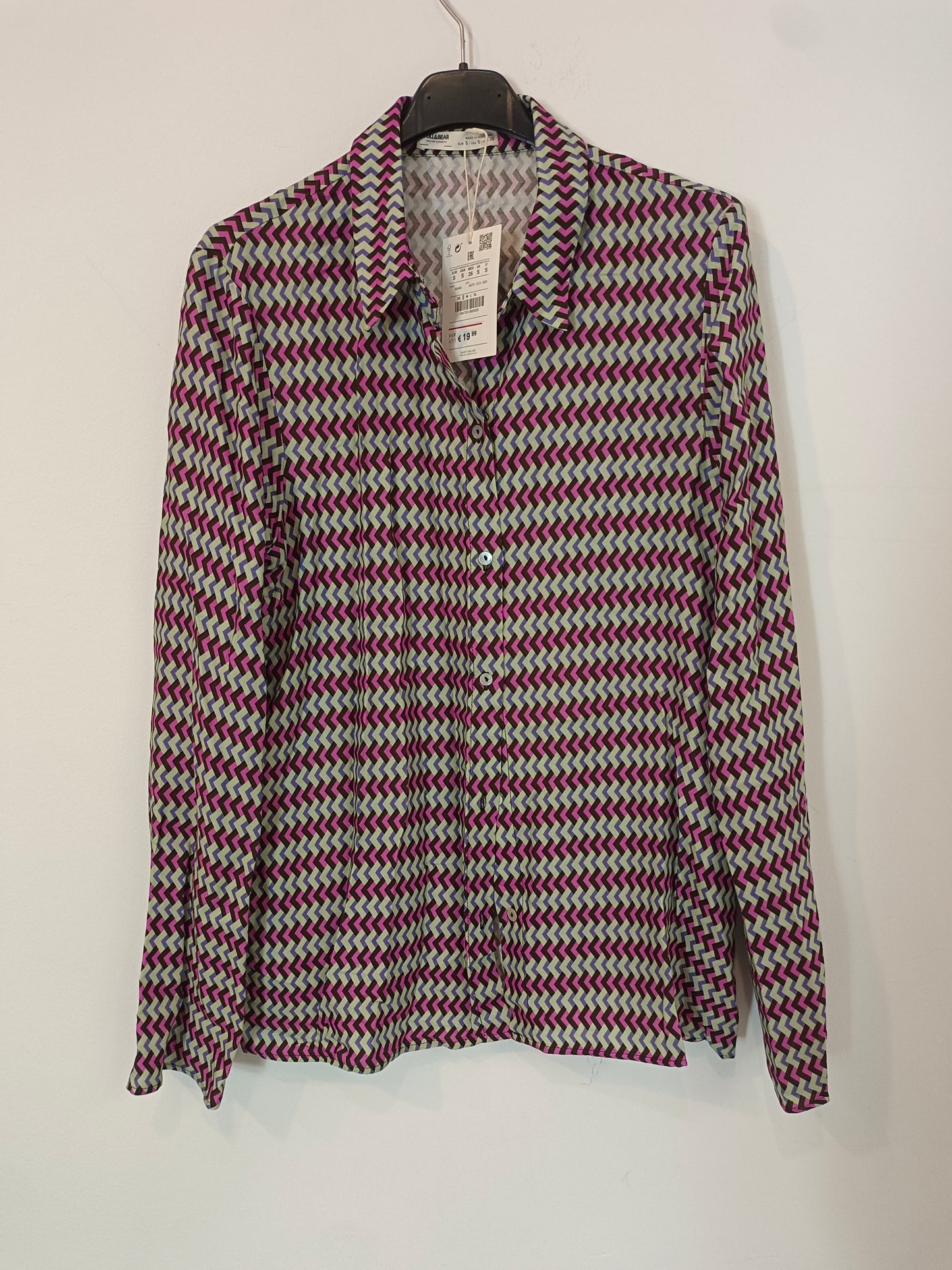 PULL&amp;BEAR, Flowy blouse in Ts colors