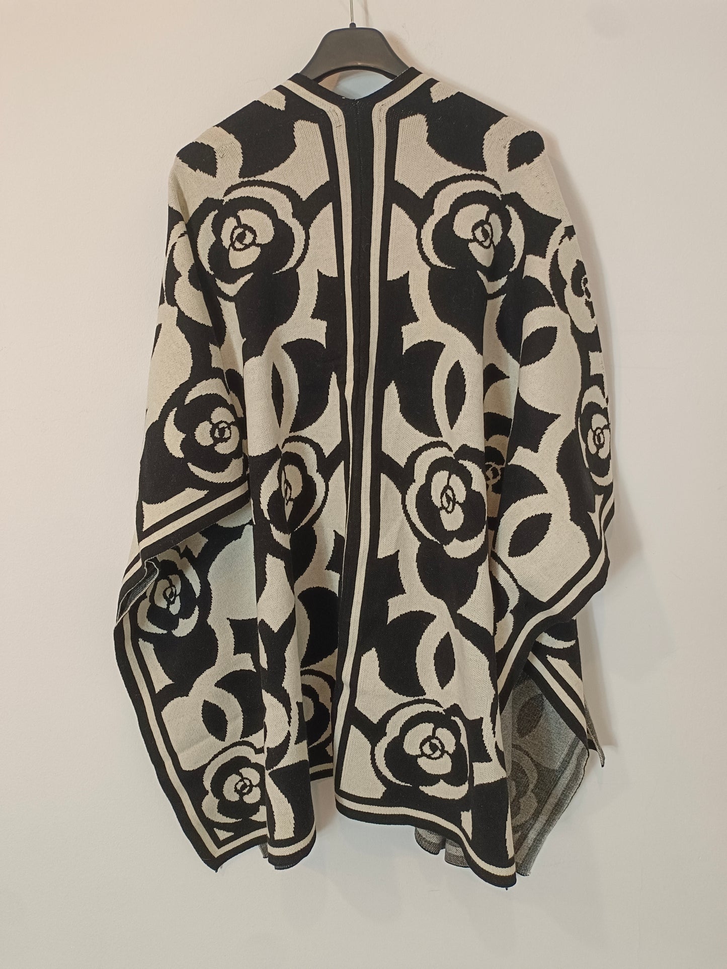 SOPHYLINE. Floral knit cardigan TU(s/m)