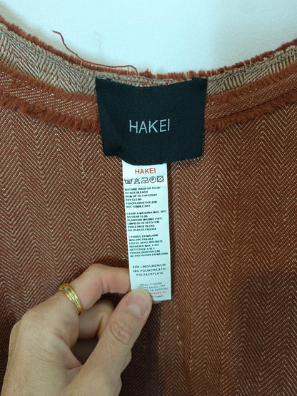 HAKEI. Tile-patterned poncho TU