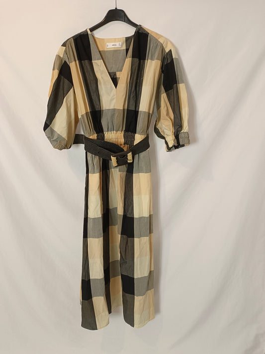 MANGO. Vestido midi cuadros cinturón T.s